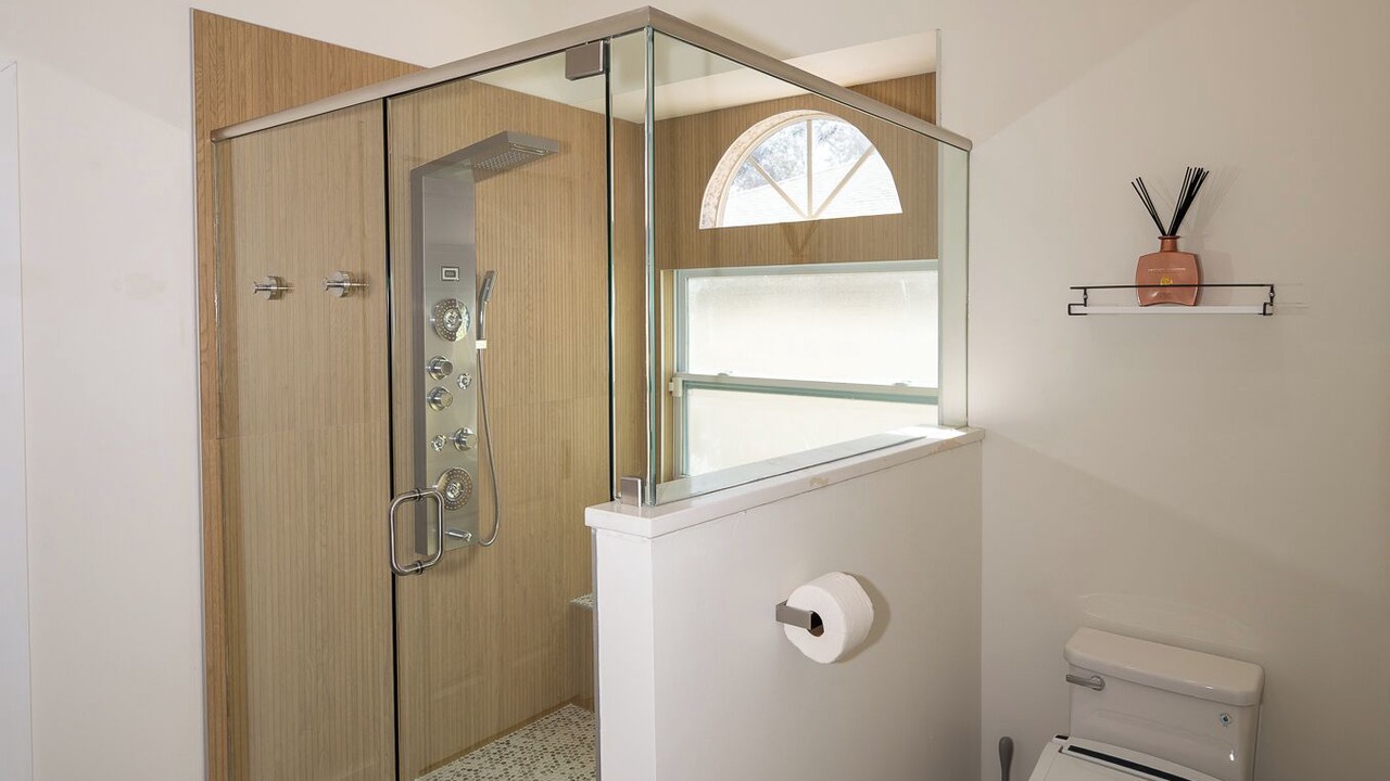 Photo of Bathroom in Deltona Lakes