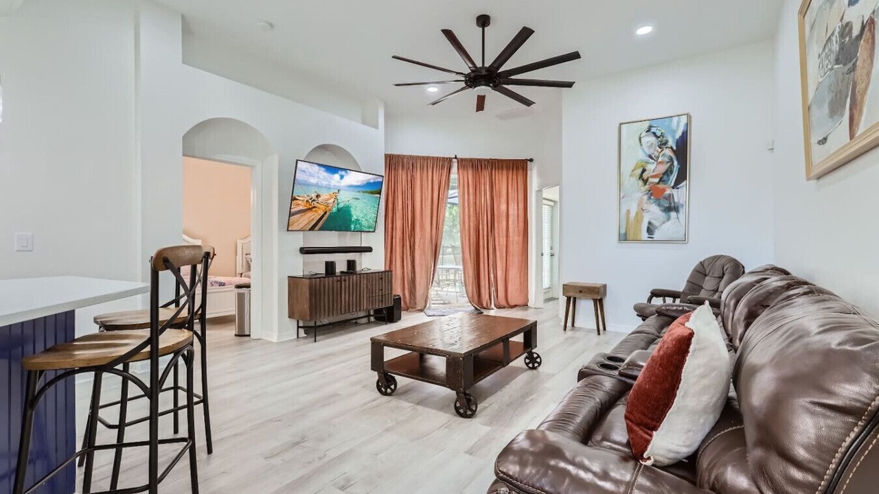 Photo of Livingroom in Haines City