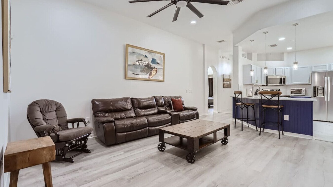 Photo of Livingroom in Haines City
