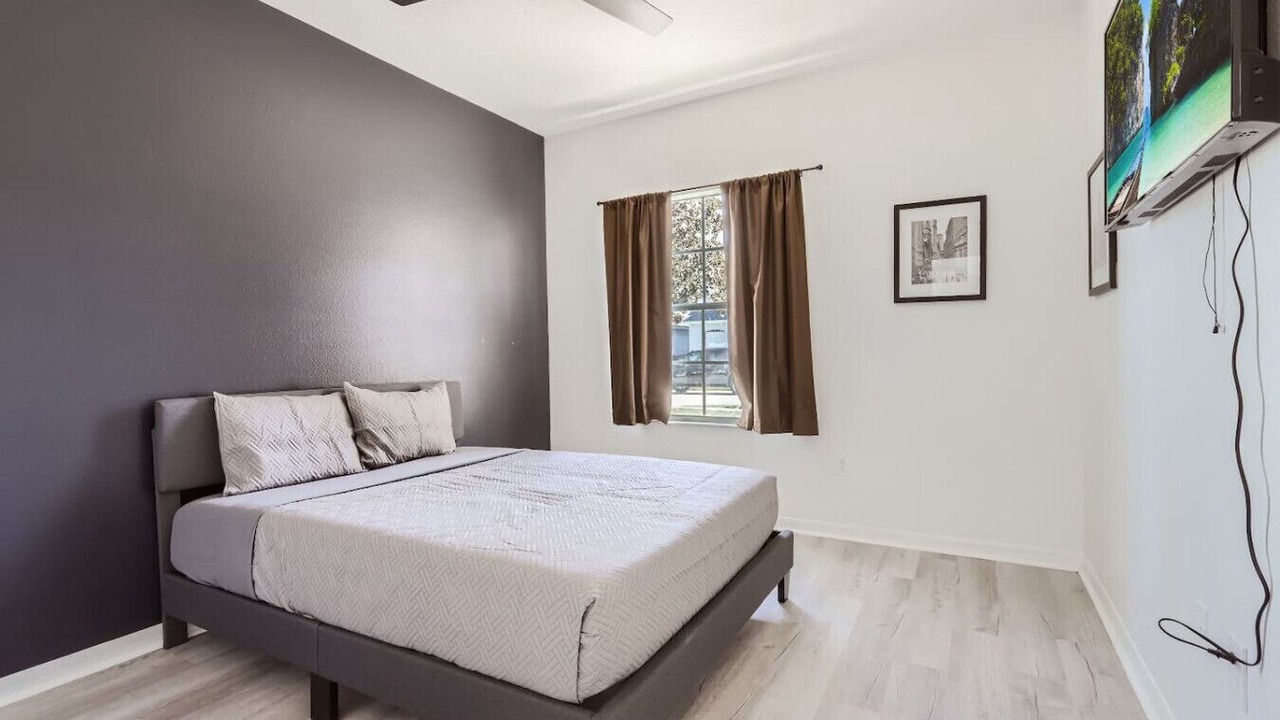 Photo of Bedroom in Haines City