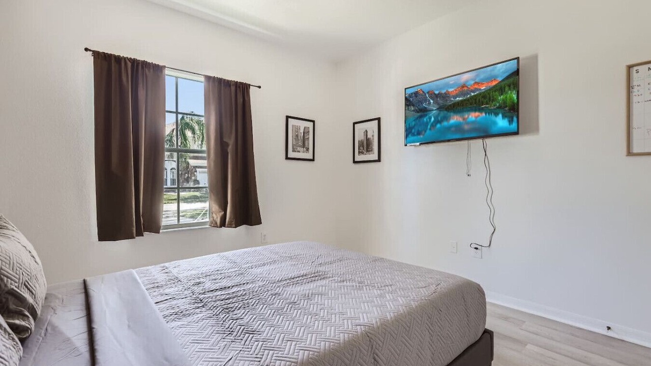 Photo of Bedroom in Haines City