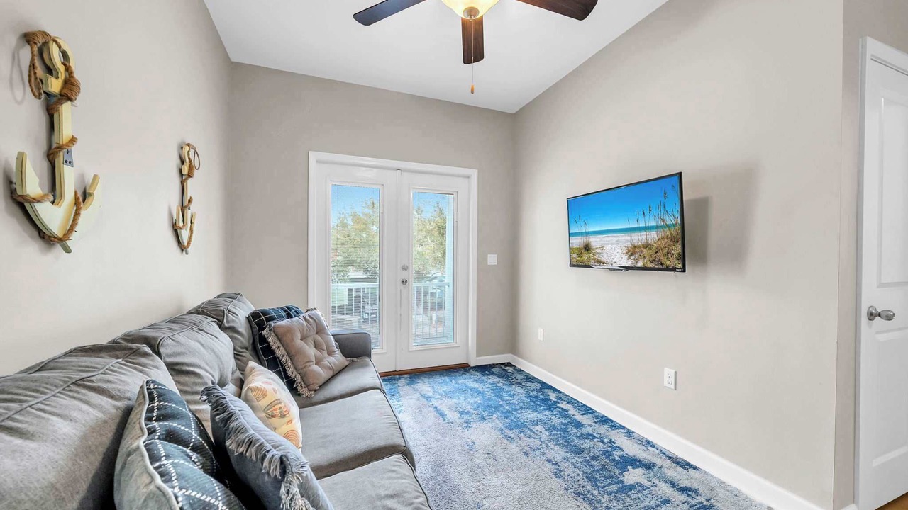 Photo of Livingroom in Villages of Crystal Beach