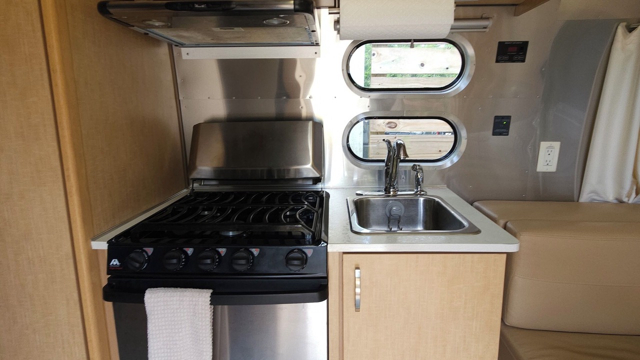 Photo of Kitchen in Bithlo