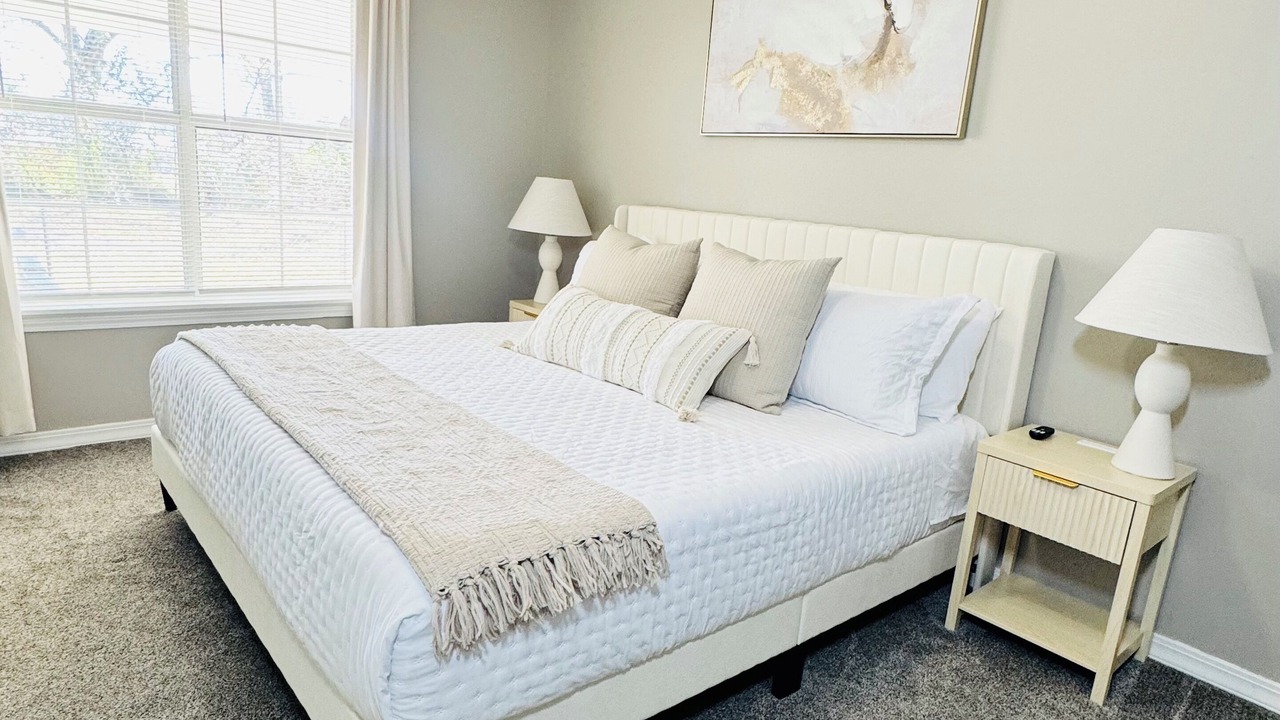 Photo of Bedroom in Claiborne
