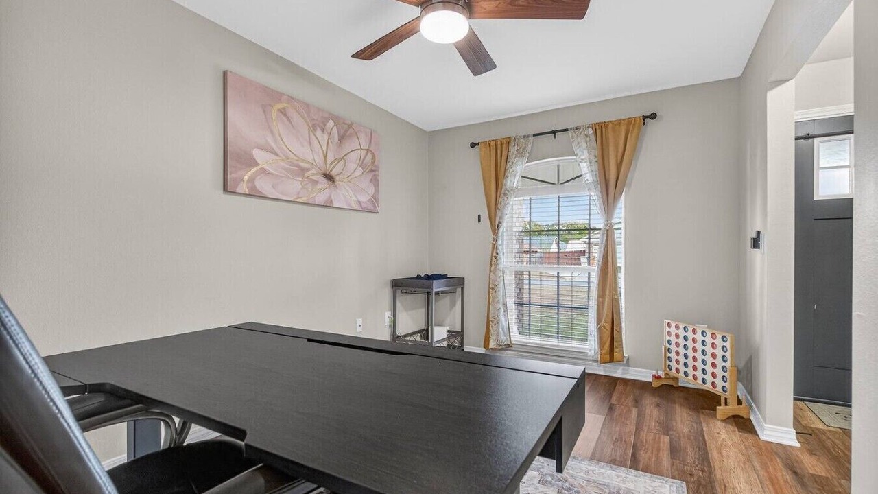 Photo of Bedroom in Bagdad