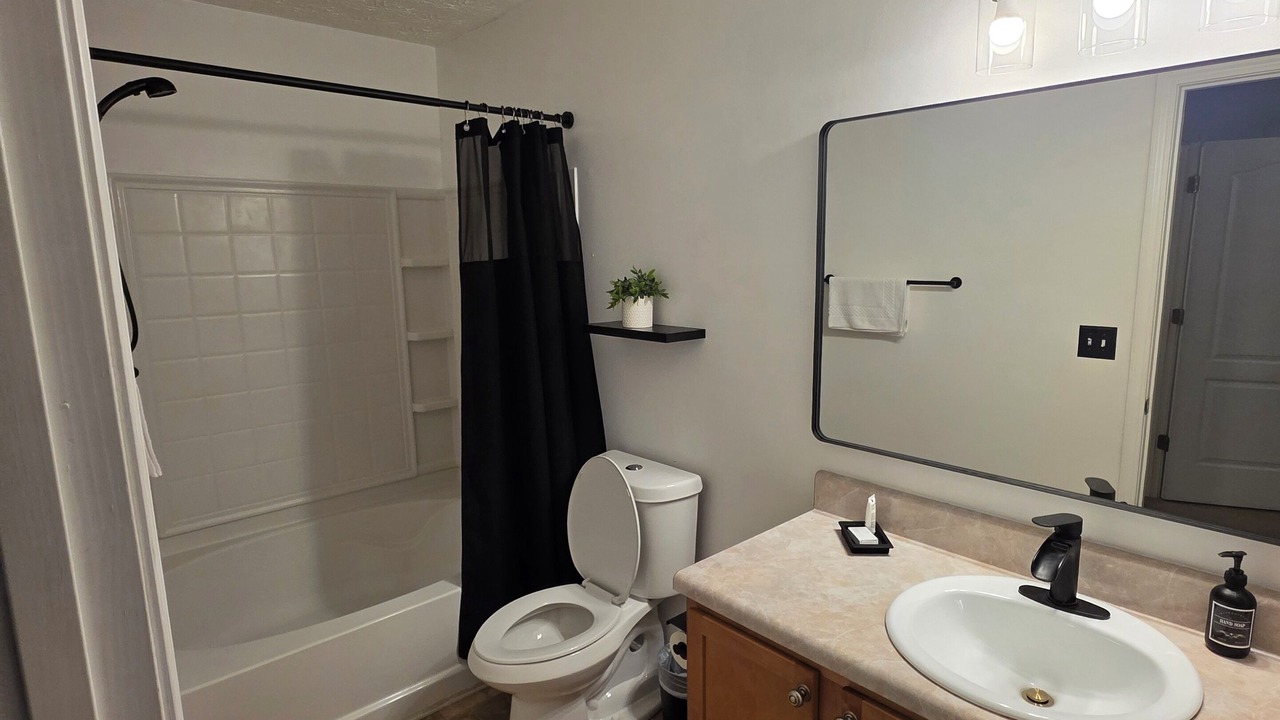 Photo of Bathroom in Church Street