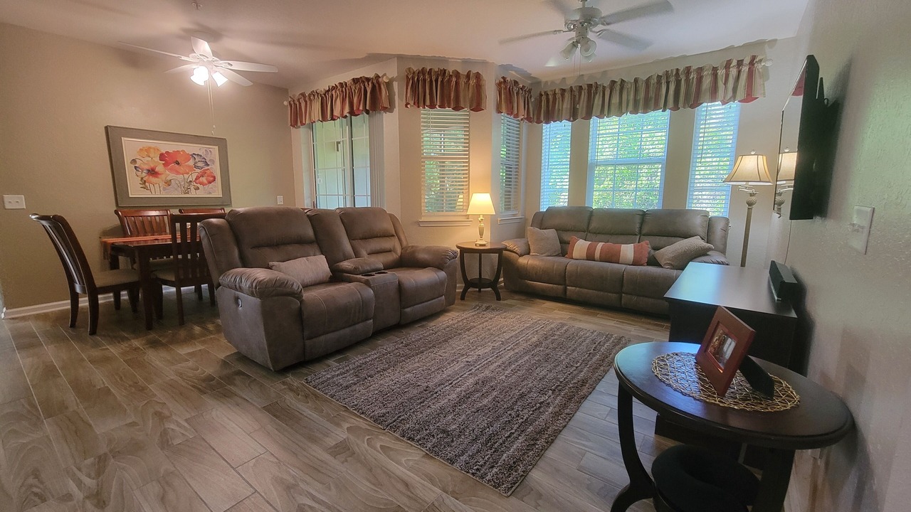 Photo of Livingroom in Loughman