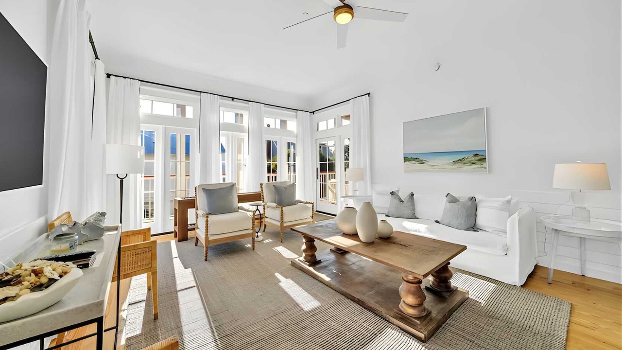 Photo of Livingroom in Beach District