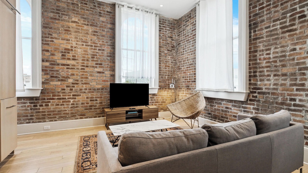 Photo of Livingroom in Tulane - Gravier