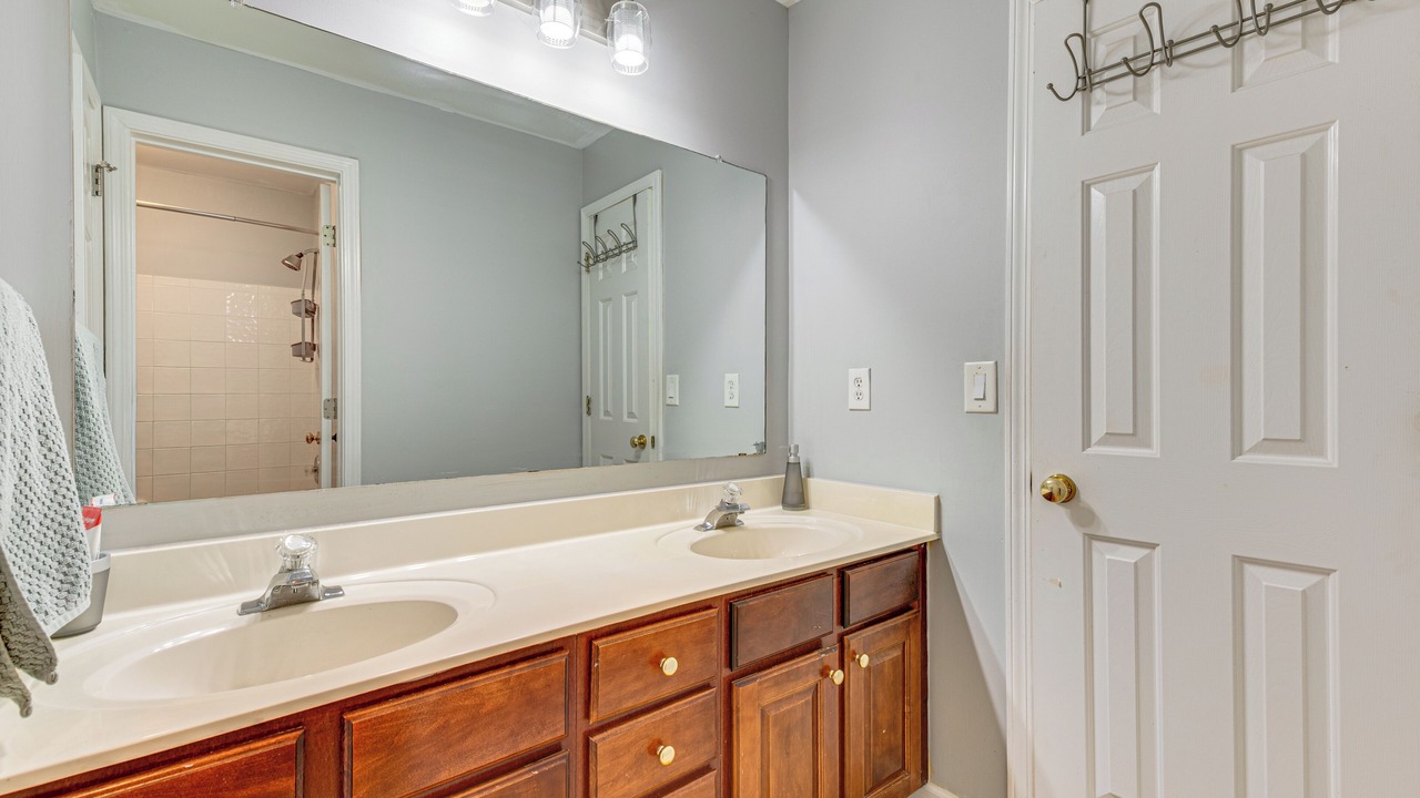 Photo of Bathroom in Stone Mountain