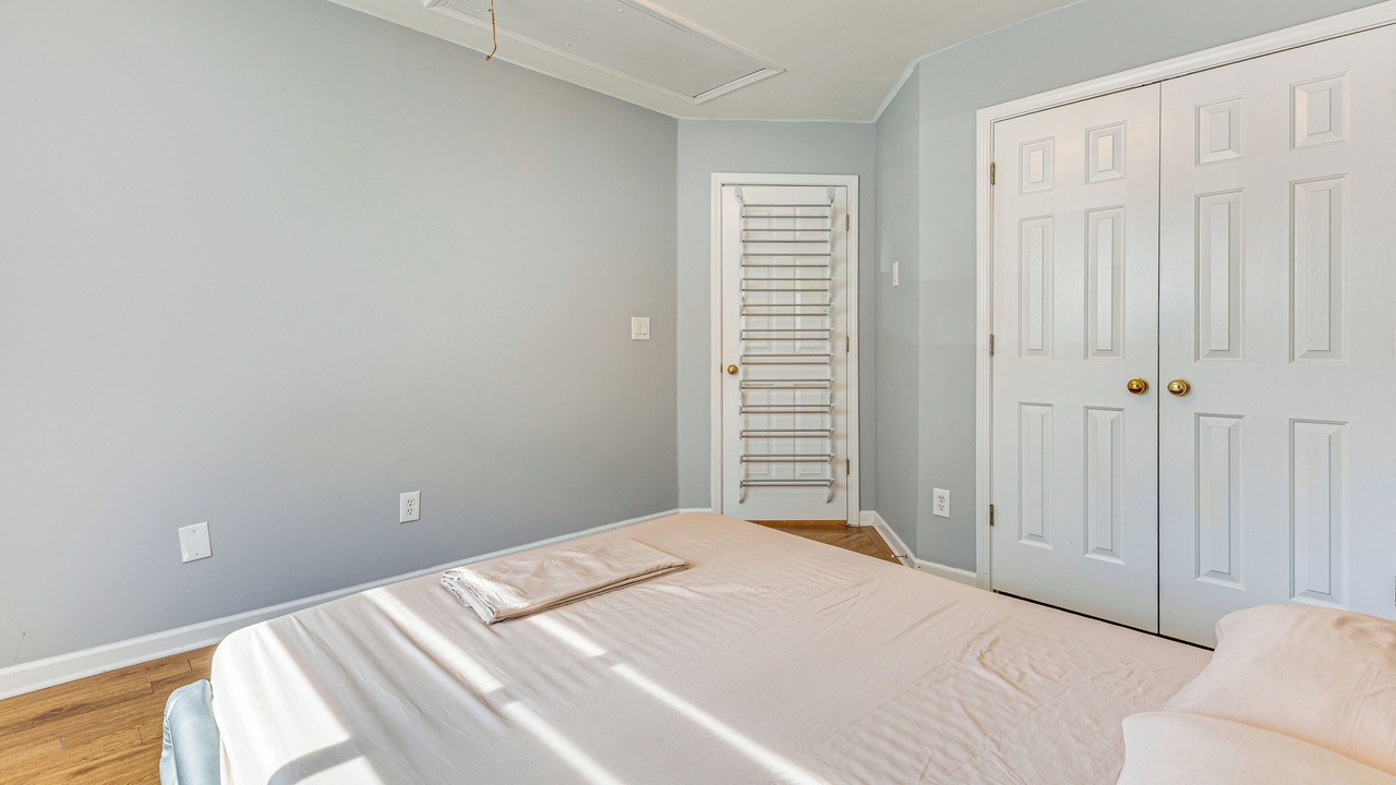 Photo of Bedroom in Stone Mountain
