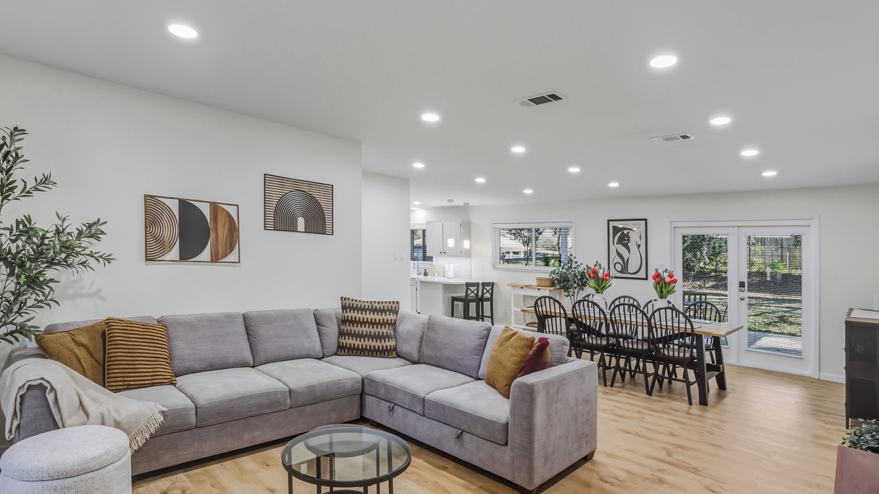Photo of Livingroom in Highlands - Perkins