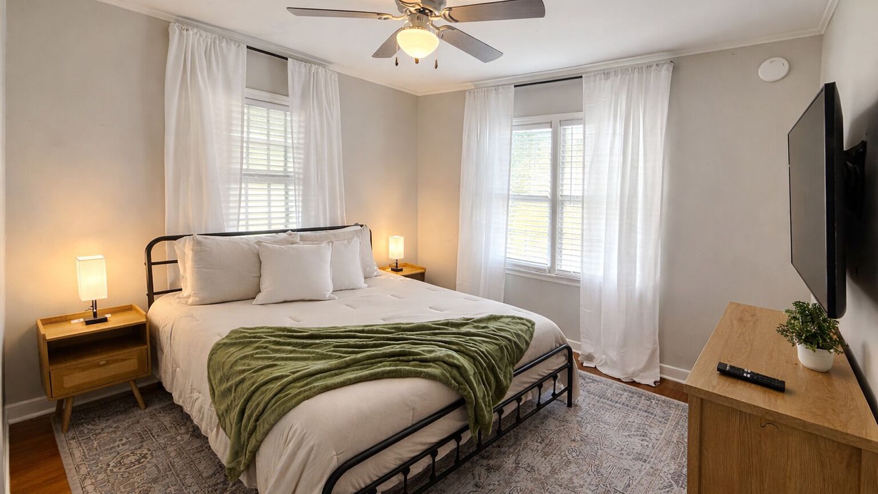Photo of Bedroom in Mobile