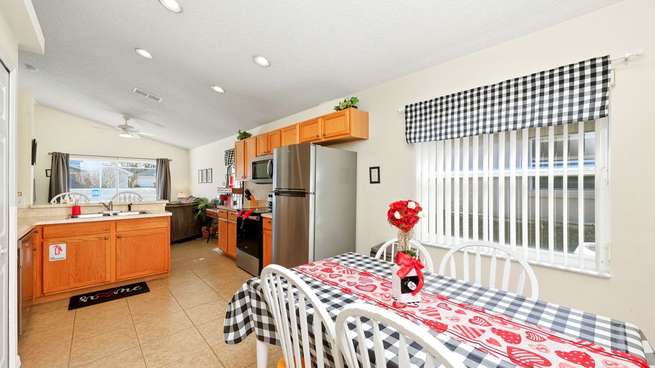 Photo of Kitchen in Florida Pines