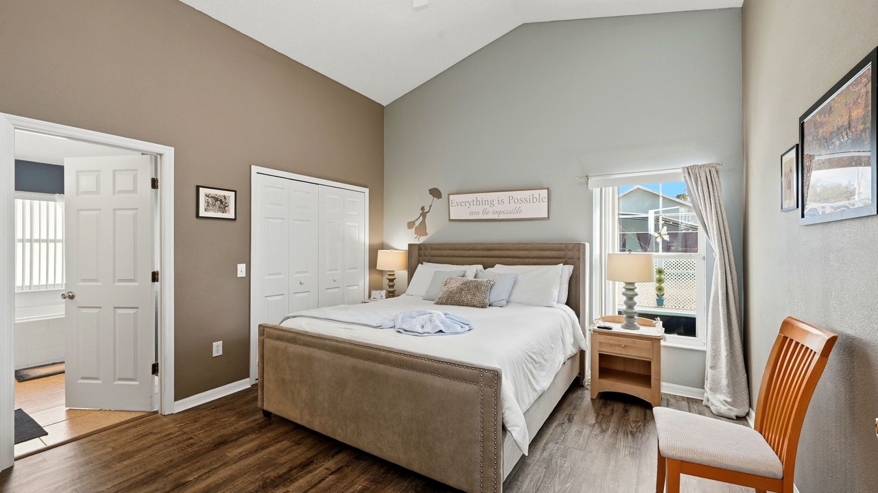 Photo of Bedroom in Florida Pines