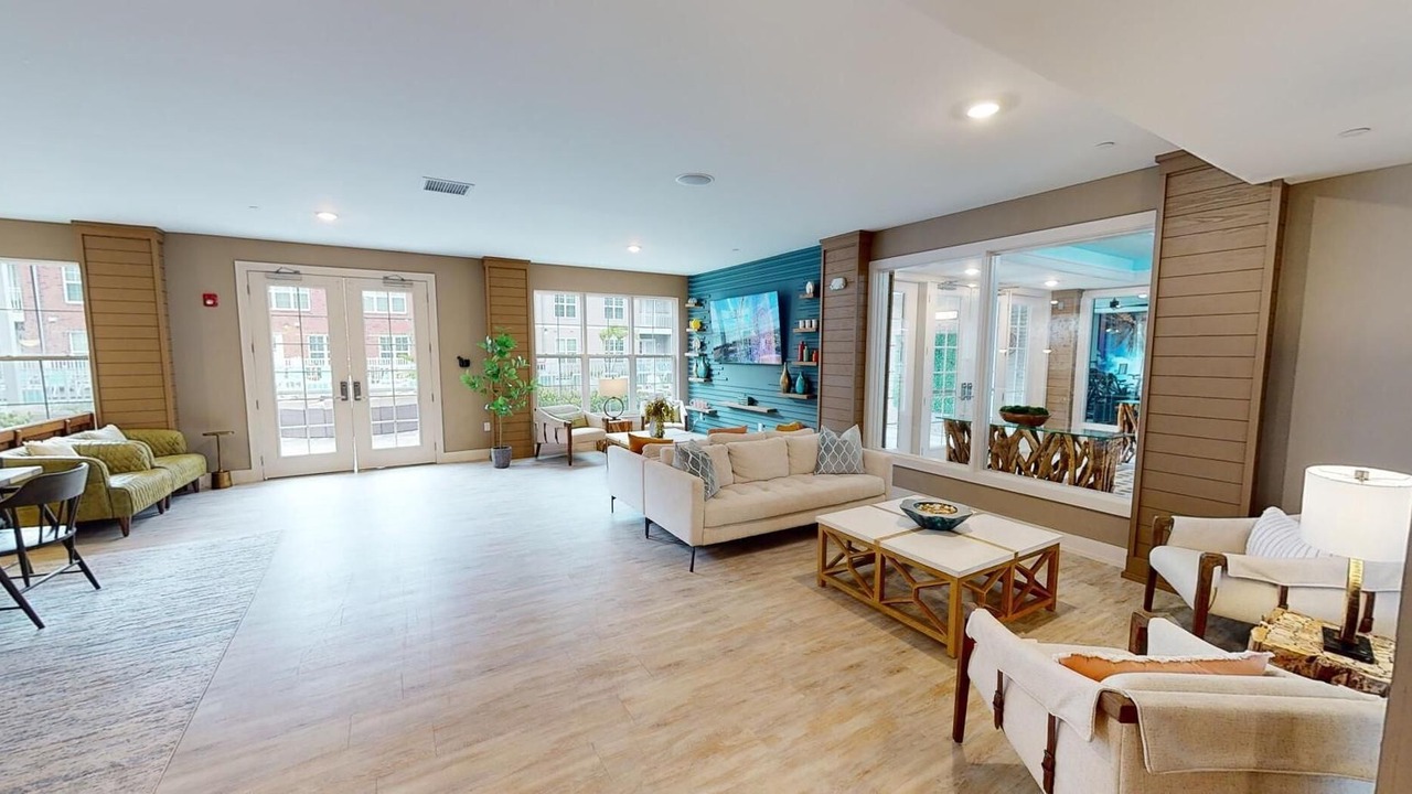 Photo of Livingroom in Florida Center