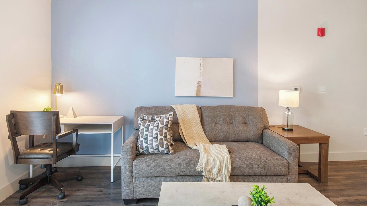 Photo of Livingroom in Florida Center
