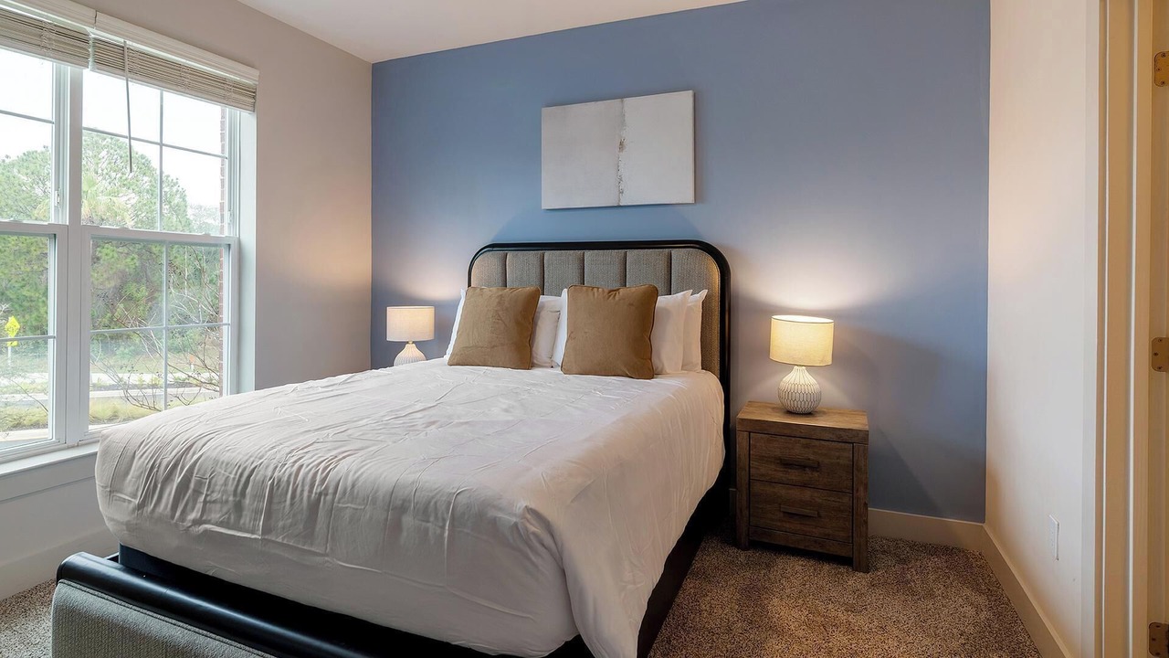 Photo of Bedroom in Florida Center