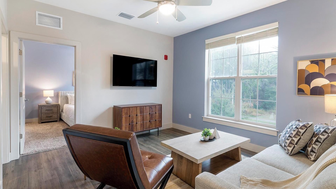 Photo of Livingroom in Florida Center