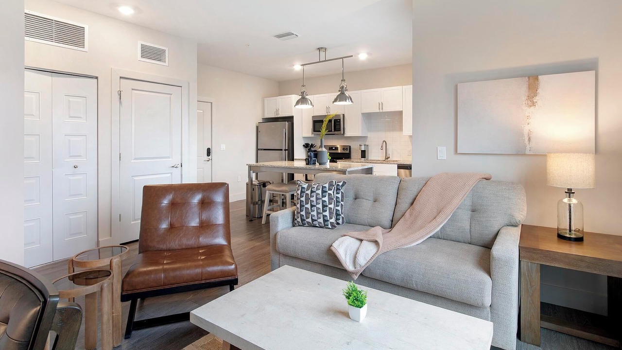 Photo of Livingroom in Florida Center
