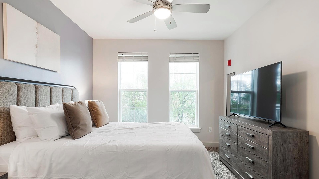 Photo of Bedroom in Florida Center
