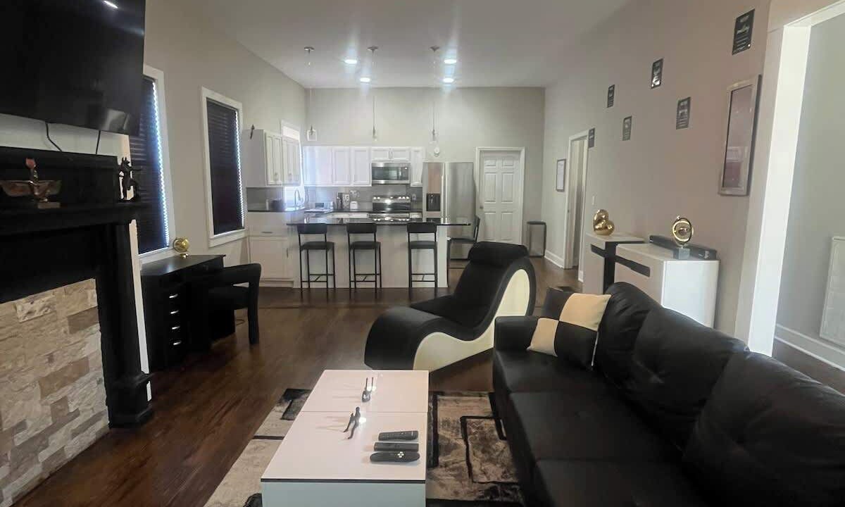 Photo of Livingroom in Montgomery