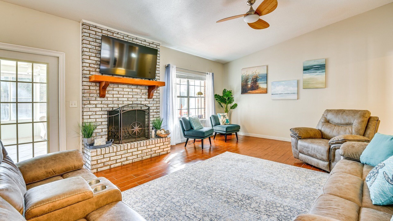 Photo of Livingroom in Wright