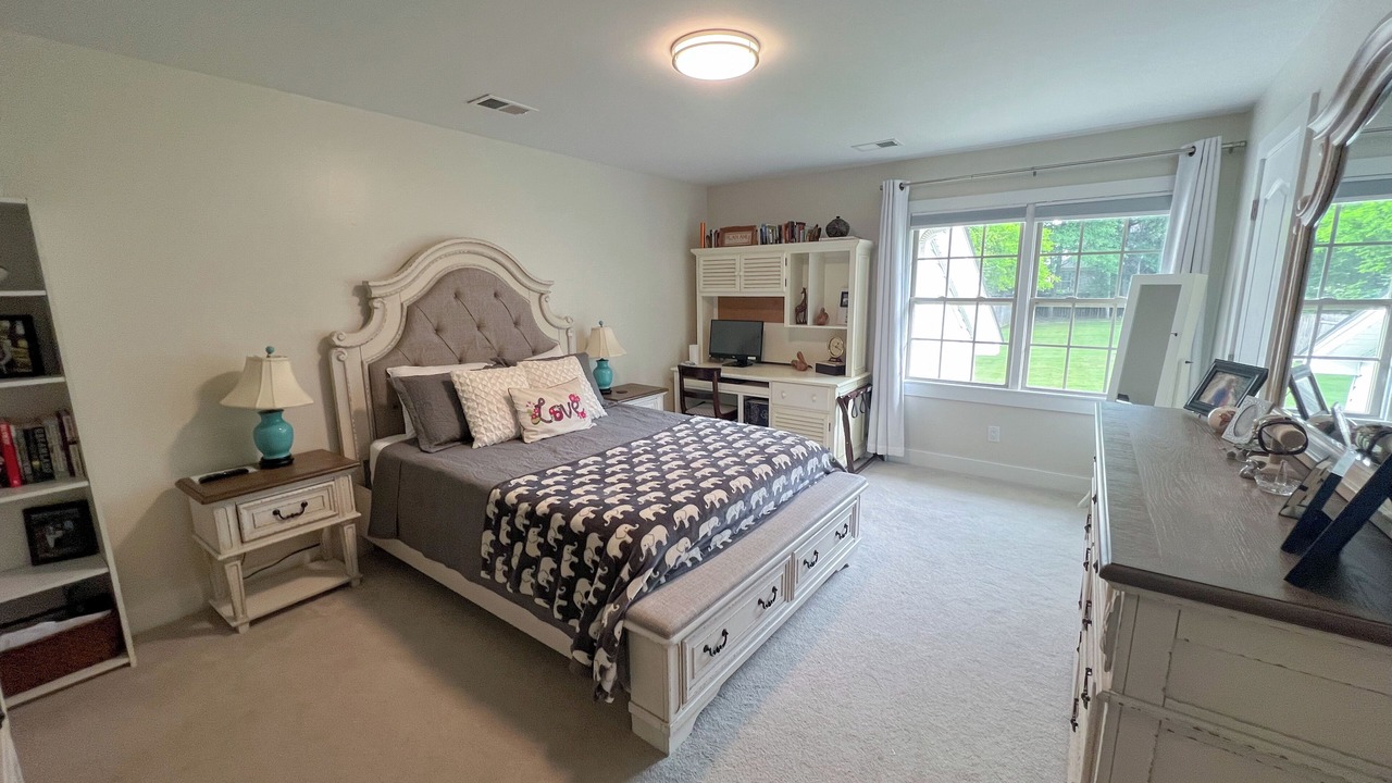 Photo of Bedroom in Tuscaloosa
