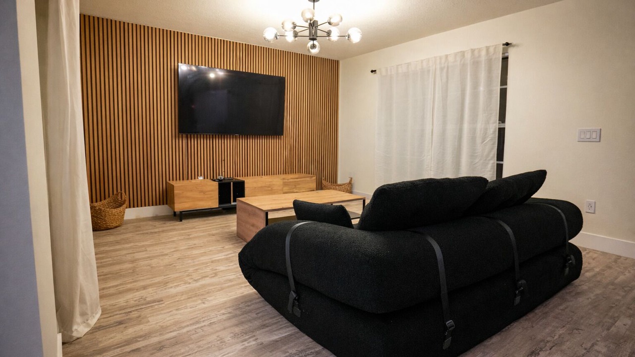 Photo of Livingroom in Bridgewater Crossing