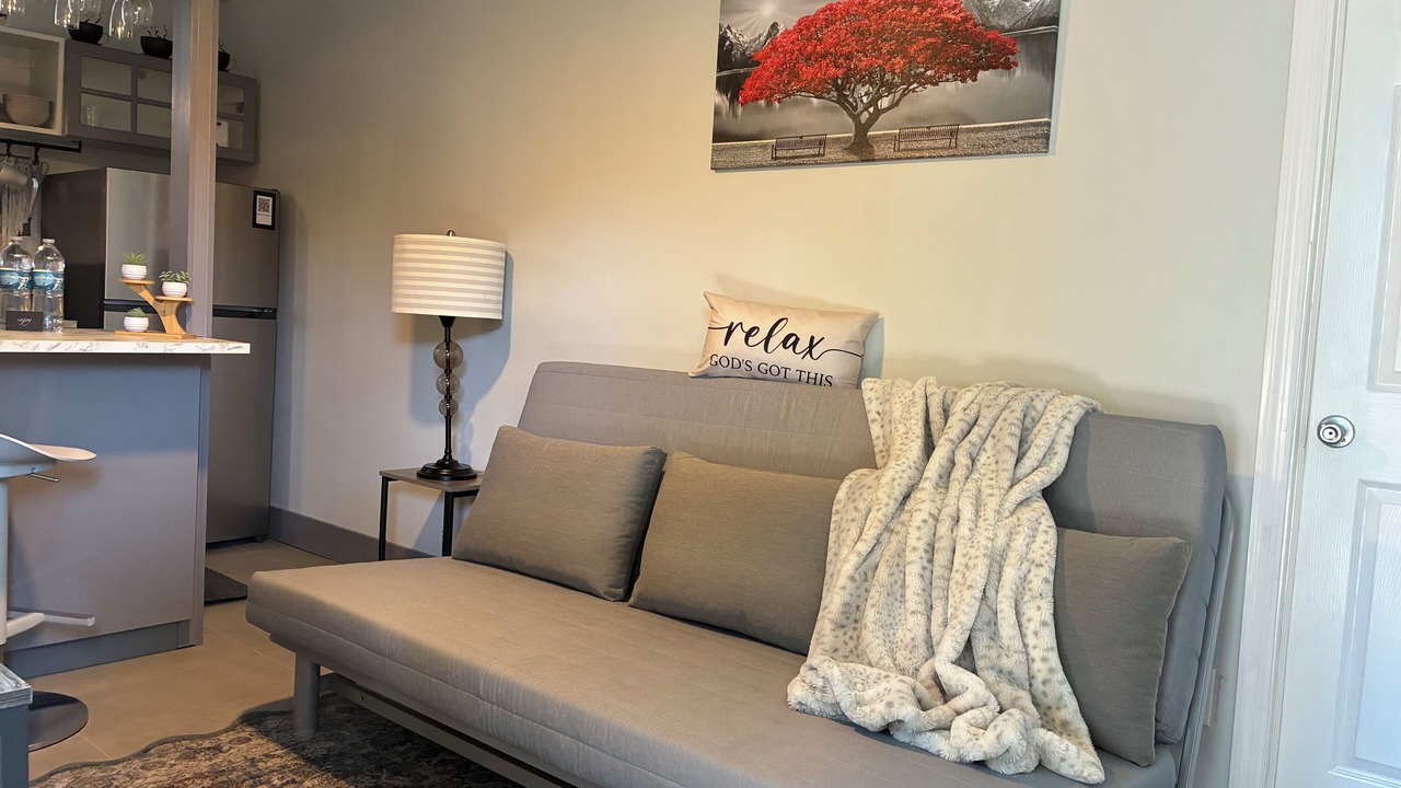 Photo of Livingroom in Baldwin Park