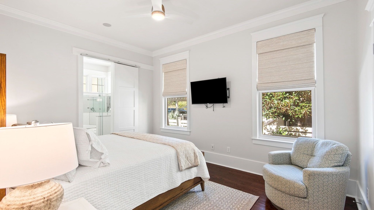 Photo of Bedroom in Forest District