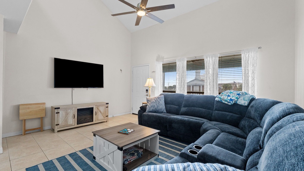 Photo of Livingroom in El Centro Beach