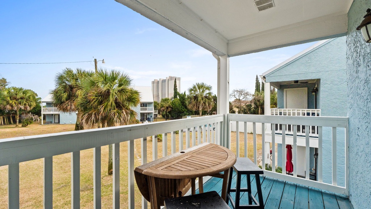 Photo of Patio Balcony in El Centro Beach