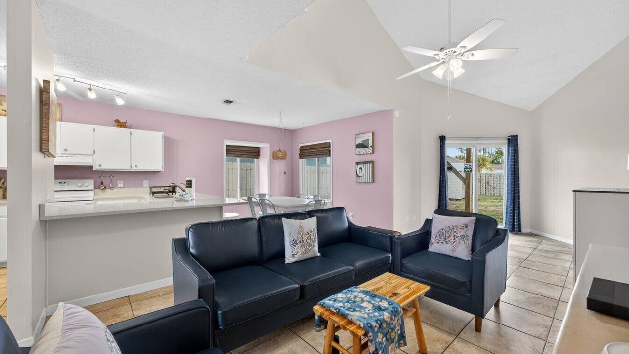 Photo of Livingroom in Holiday Beach