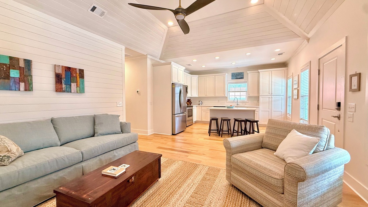 Photo of Bedroom in Tybee Island