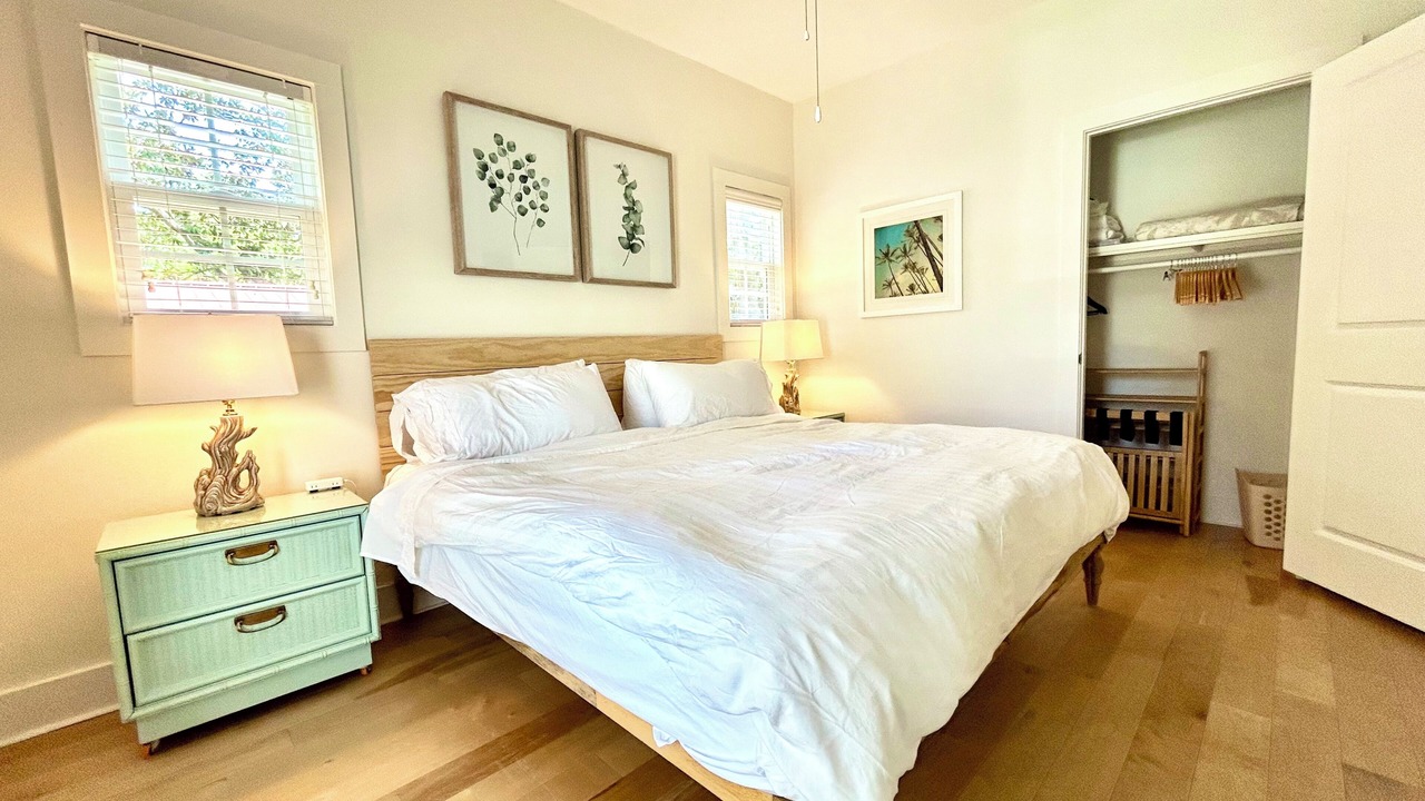 Photo of Bedroom in Tybee Island