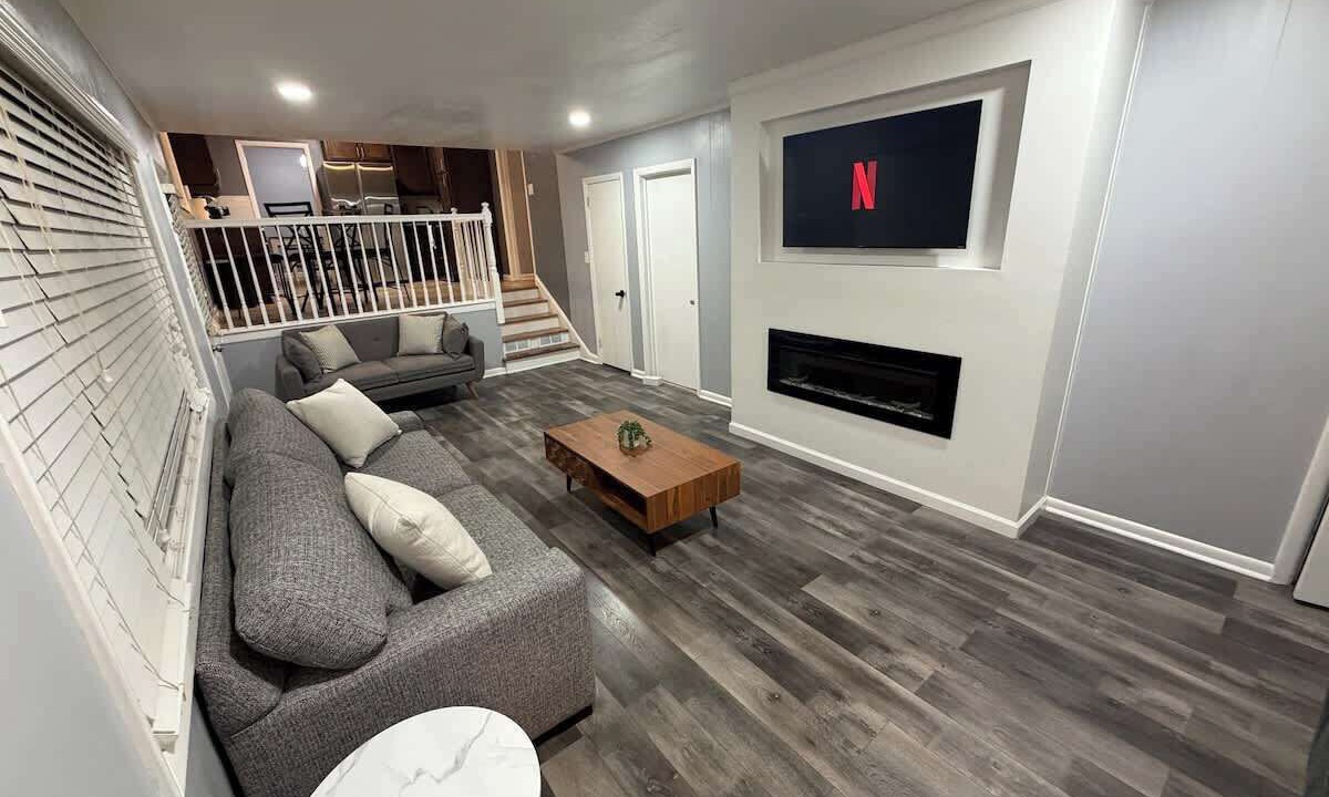 Photo of Livingroom in Decatur