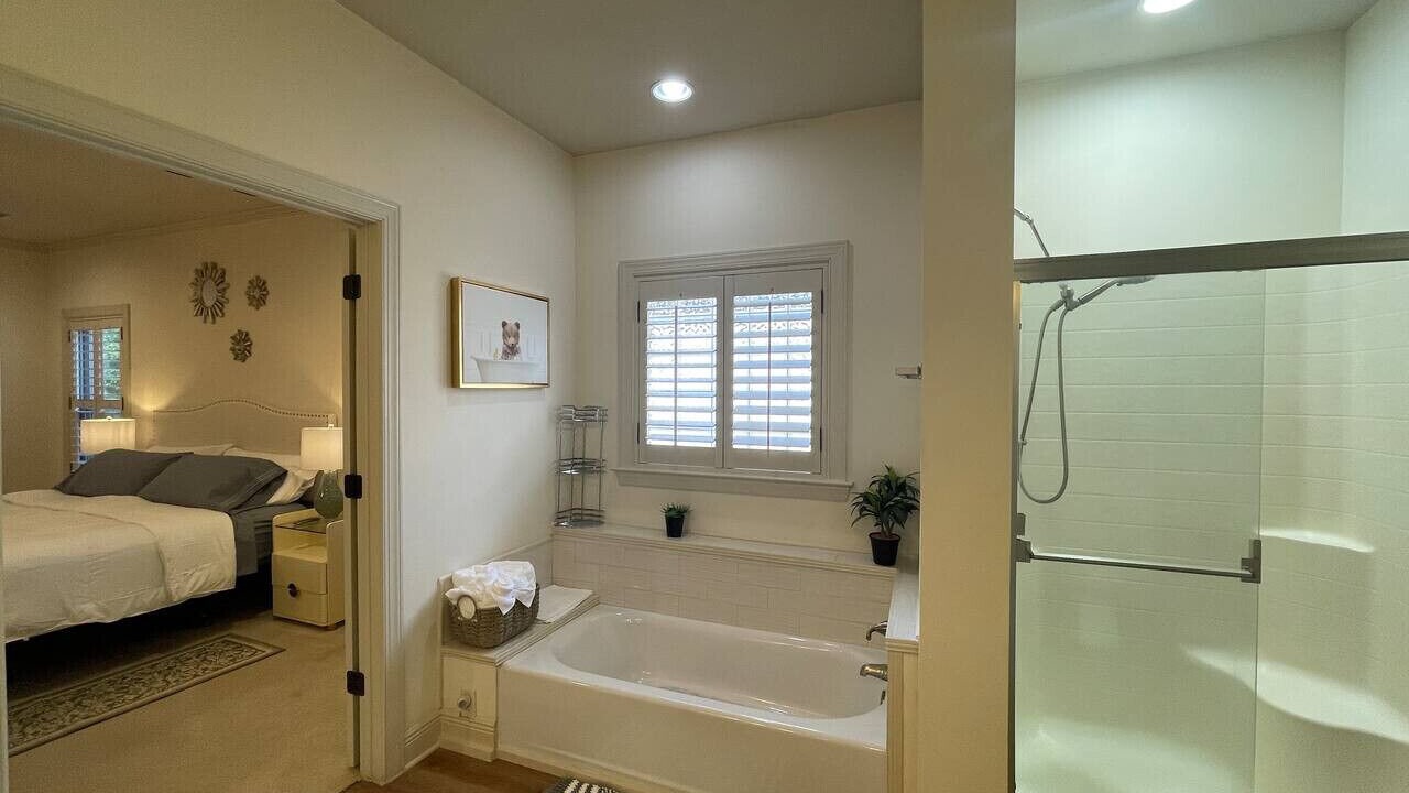 Photo of Bathroom in Tuscaloosa