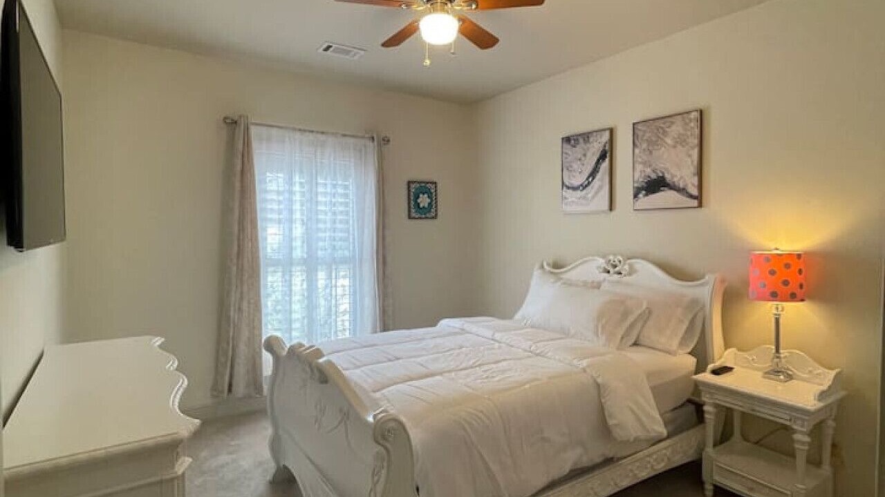 Photo of Bedroom in Tuscaloosa