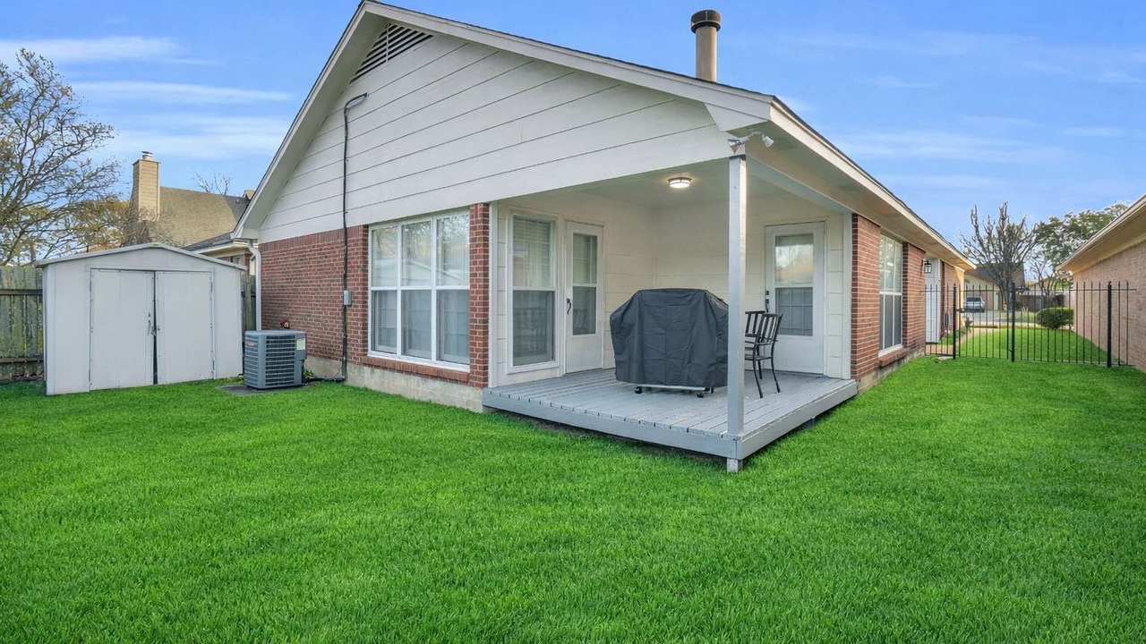 Photo of Patio Balcony in Gunter Afs