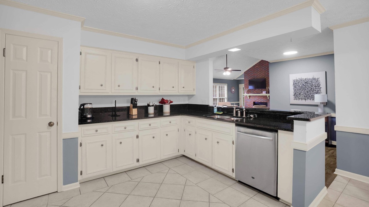 Photo of Kitchen in Gunter Afs
