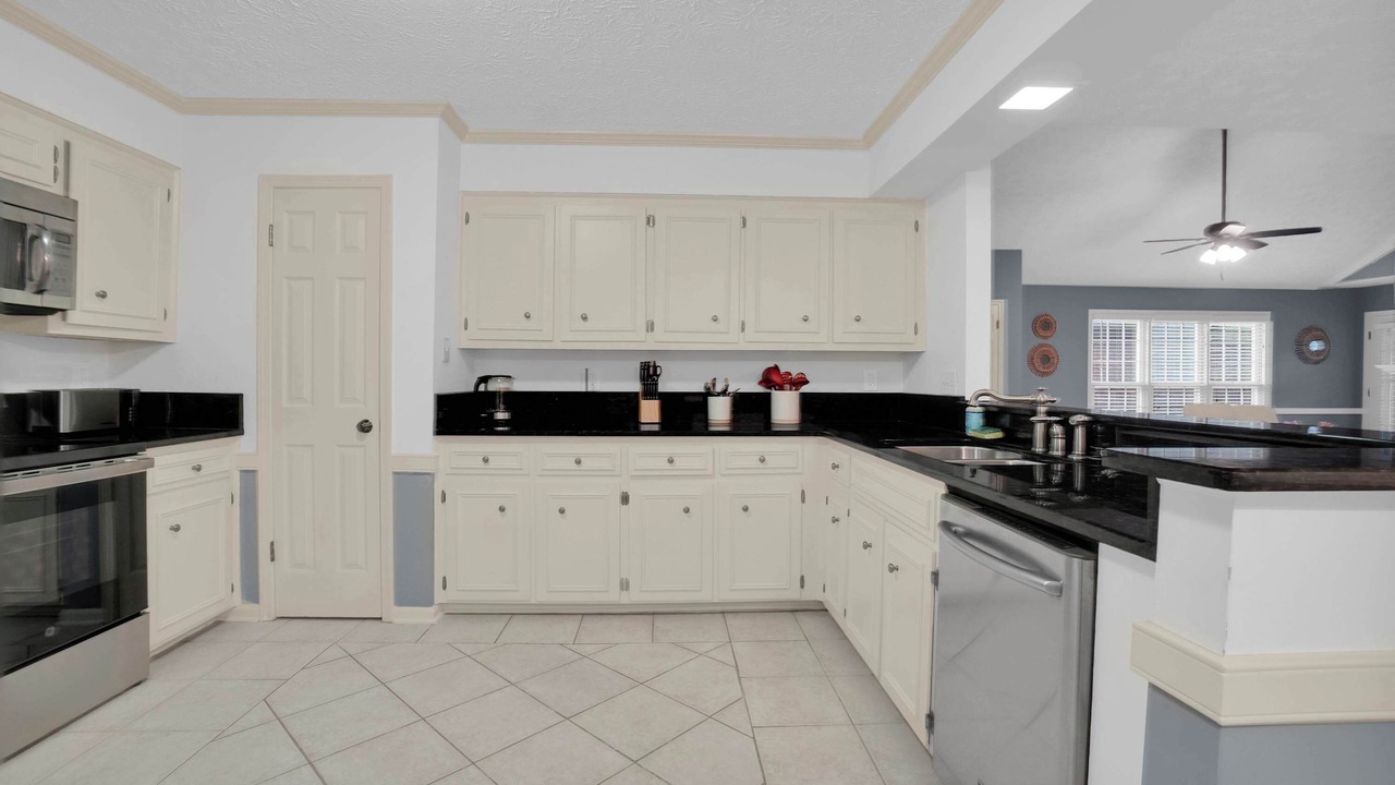 Photo of Kitchen in Gunter Afs