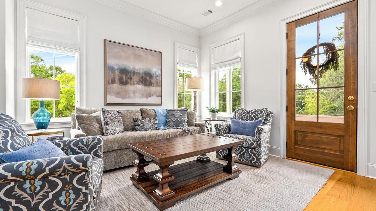 Photo of Livingroom in Auburn