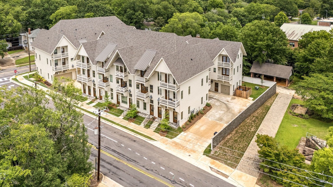 Photo of Outdoor in Auburn