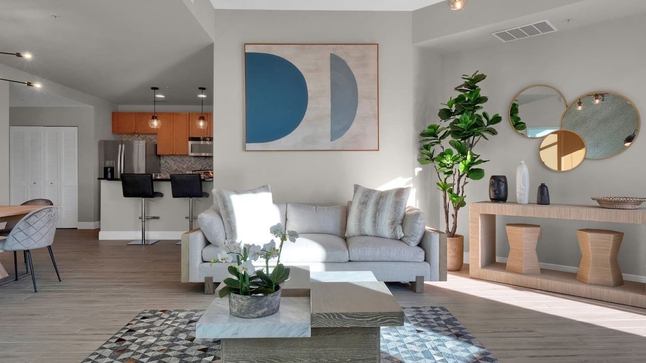 Photo of Livingroom in South Eola