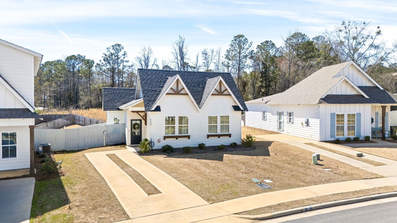 Photo of Outdoor in Auburn