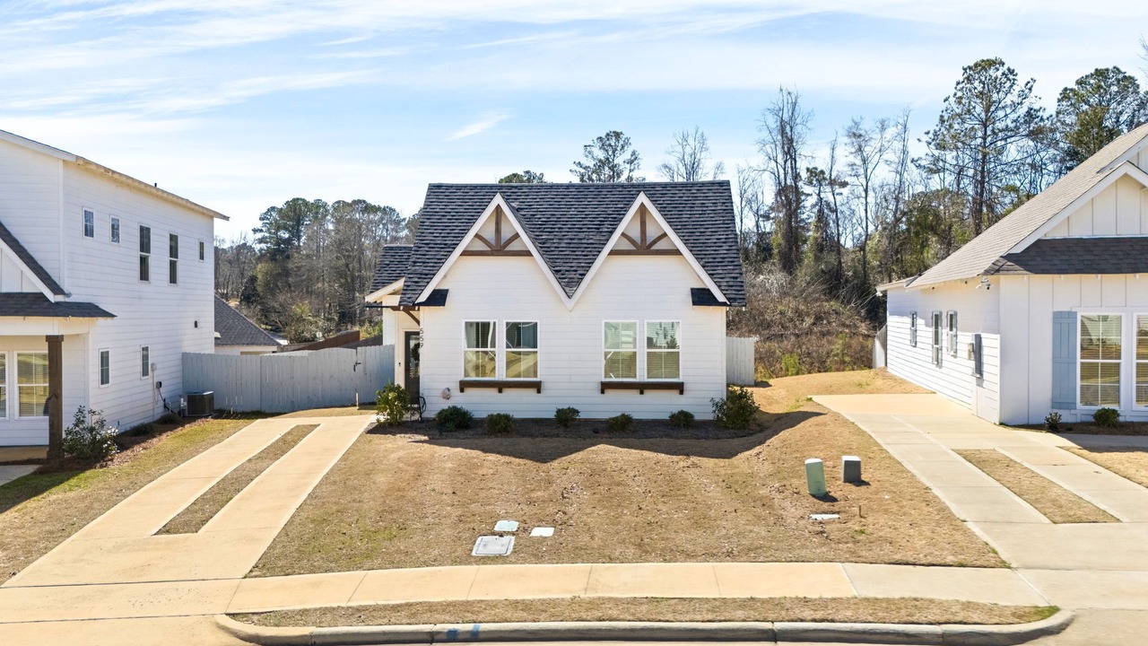 Photo of Outdoor in Auburn
