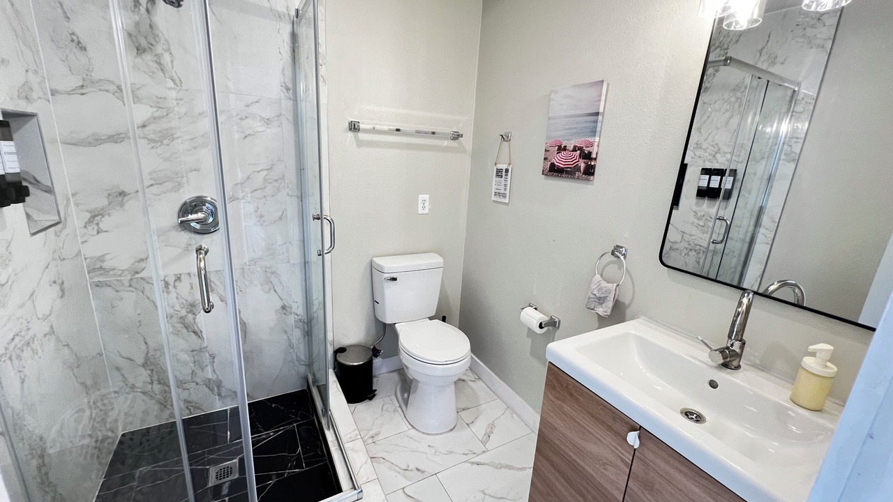 Photo of Bathroom in Wadeview Park