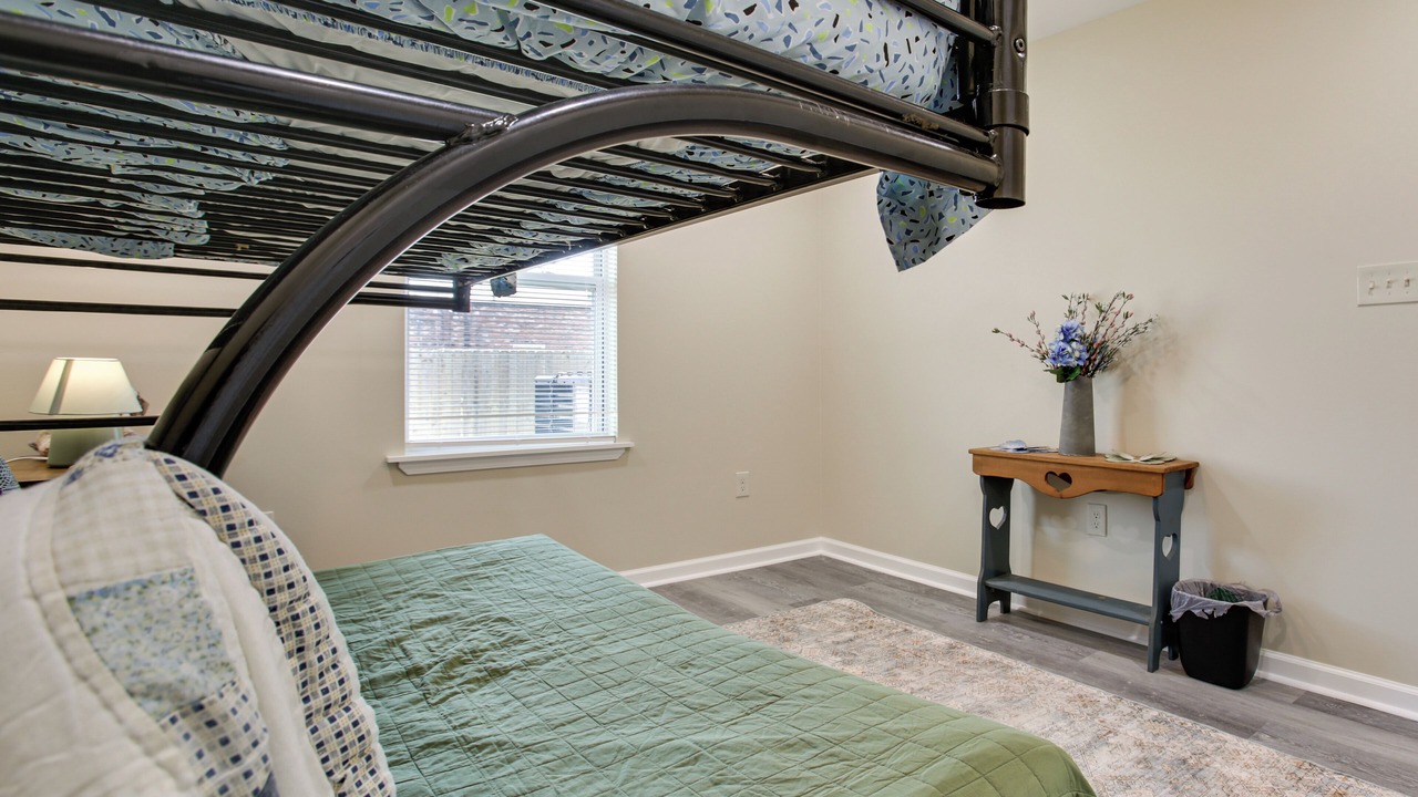 Photo of Bedroom in Kenner - Louis Armstrong International Airport