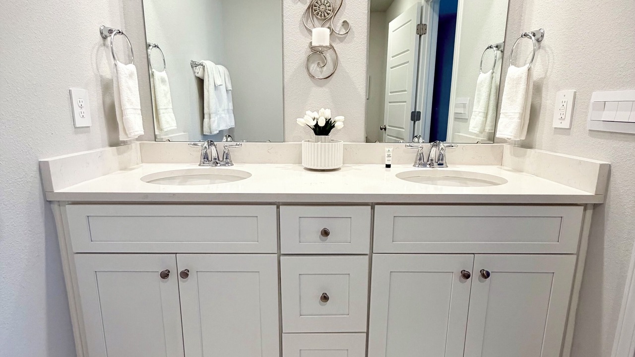 Photo of Bathroom in Ocean Springs